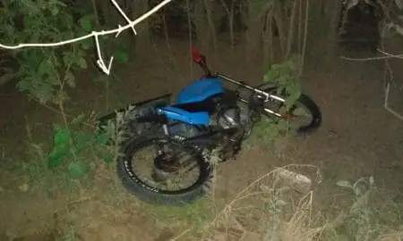 Villa Cañás: Hallaron una moto abandonada