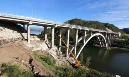 Carlos Paz: Nuevo puente sobre el San Roque, postal lista para inaugurar