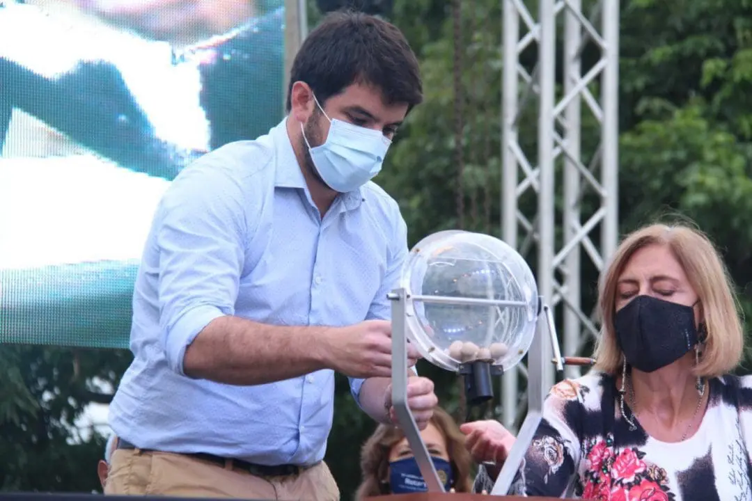 Sorteo terrenos municipales Venado Tuerto Chiarella