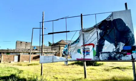 Venado Tuerto: Con firma de los vecinos el senador Enrico volvió a reclamar por la obra abandonada del Viejo Hospital