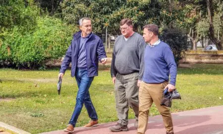 El senador Enrico visitó Sancti Spíritu en una amplia recorrida por instituciones del pueblo