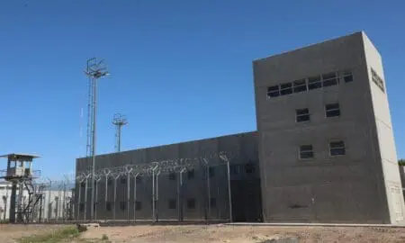 Perotti recorrió la finalización de obra de la nueva Alcaidía de la ciudad de Santa Fe