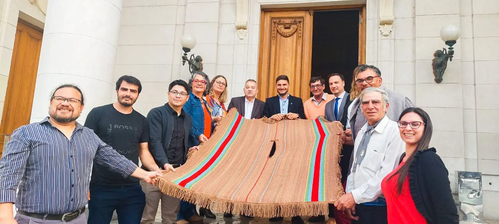 Desde Christophersen para toda la provincia: Ahora Santa Fe tiene un poncho representativo y su fiesta provincial