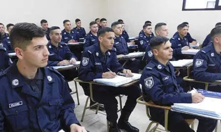 La provincia abre la inscripción para el ingreso a la Policía de 1.800 aspirantes