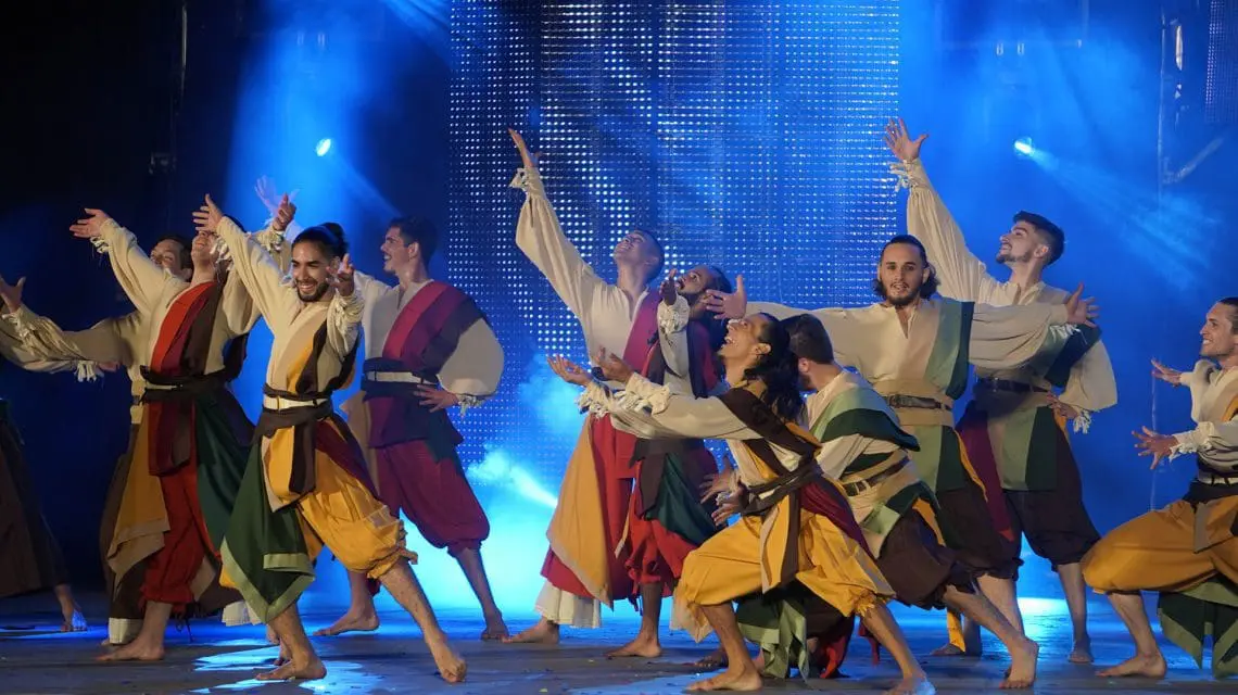 La provincia convoca a artistas de la danza para Cosquín 2023