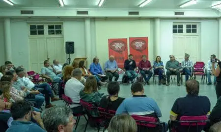 El socialismo insiste en que se paguen en efectivo los bonos por coparticipación