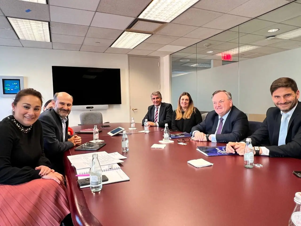 Pullaro y Michlig presentaron en el BID proyectos de inversión para obras en la provincia