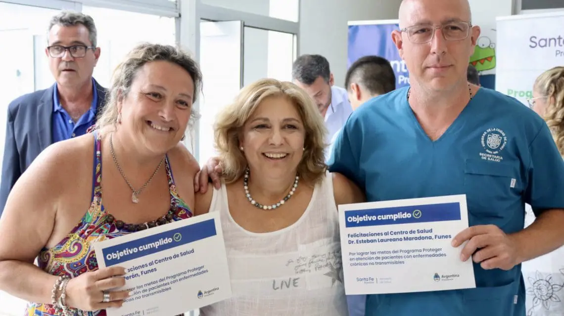 La provincia entregó aportes económicos a centros de salud de la región