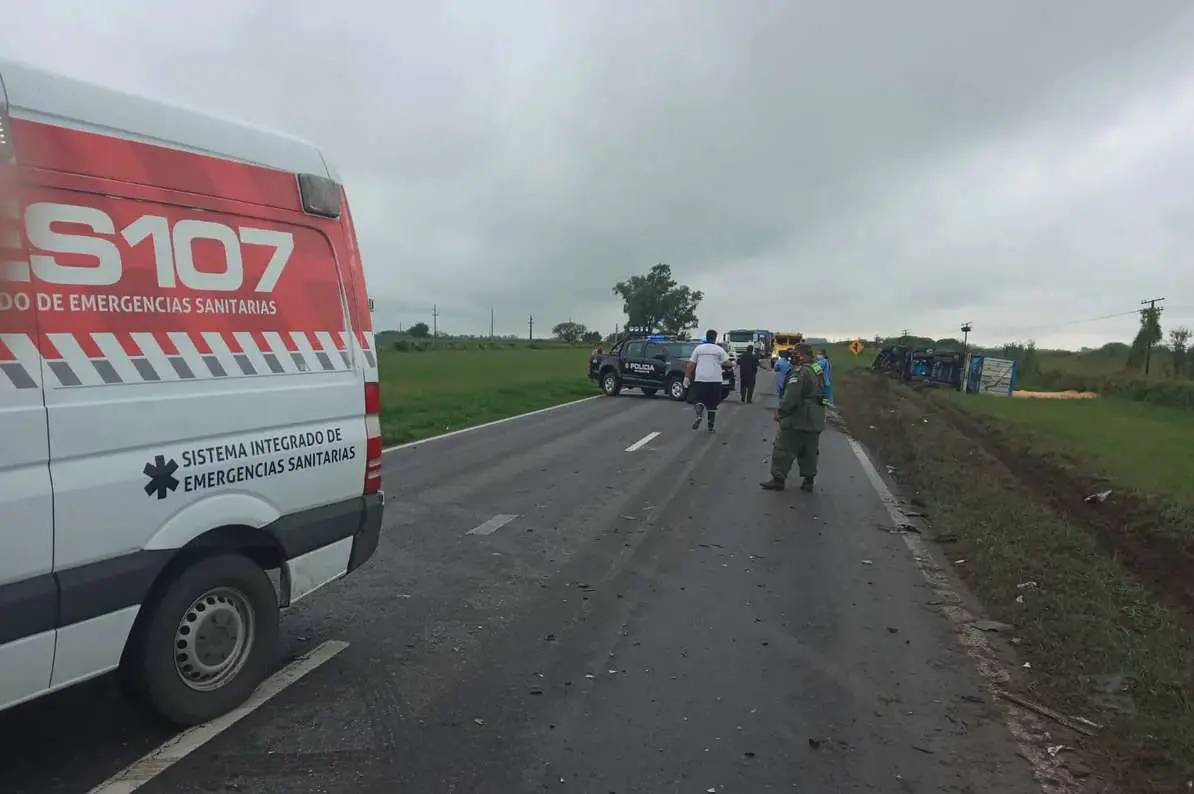 Lanzaron una línea telefónica para asistir a víctimas de accidentes viales: Cómo funciona y quiénes pueden usarla