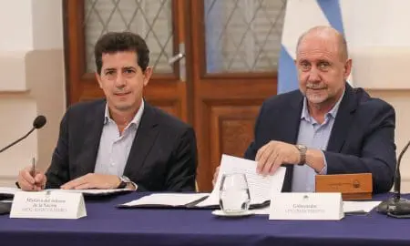 Perotti y De Pedro firmaron un convenio para realizar obras contra inundaciones en San Javier