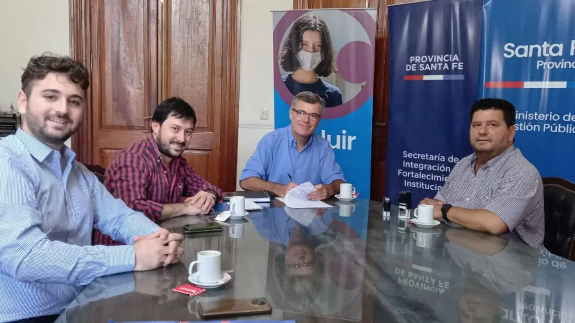 Melincué: La provincia entregó aportes por más de $ 23 millones para ampliar el servicio de agua potable