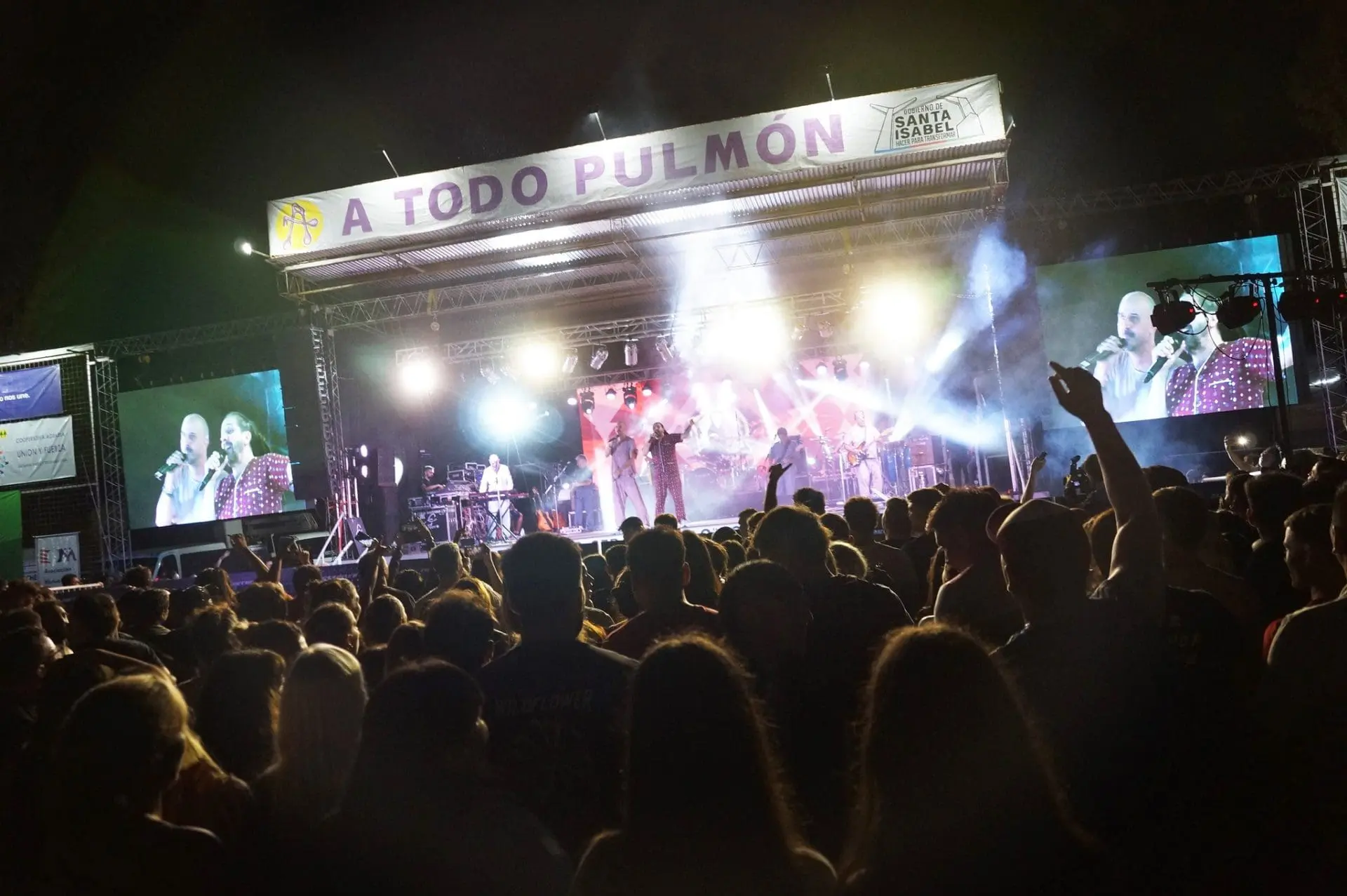 Santa Isabel: Éxito rotundo en el cierre de A Todo Pulmón 2023
