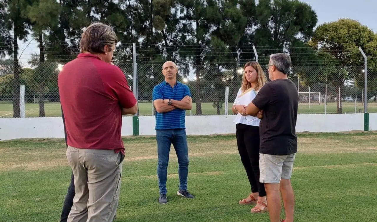 Orciani junto a los clubes de barrio de la región