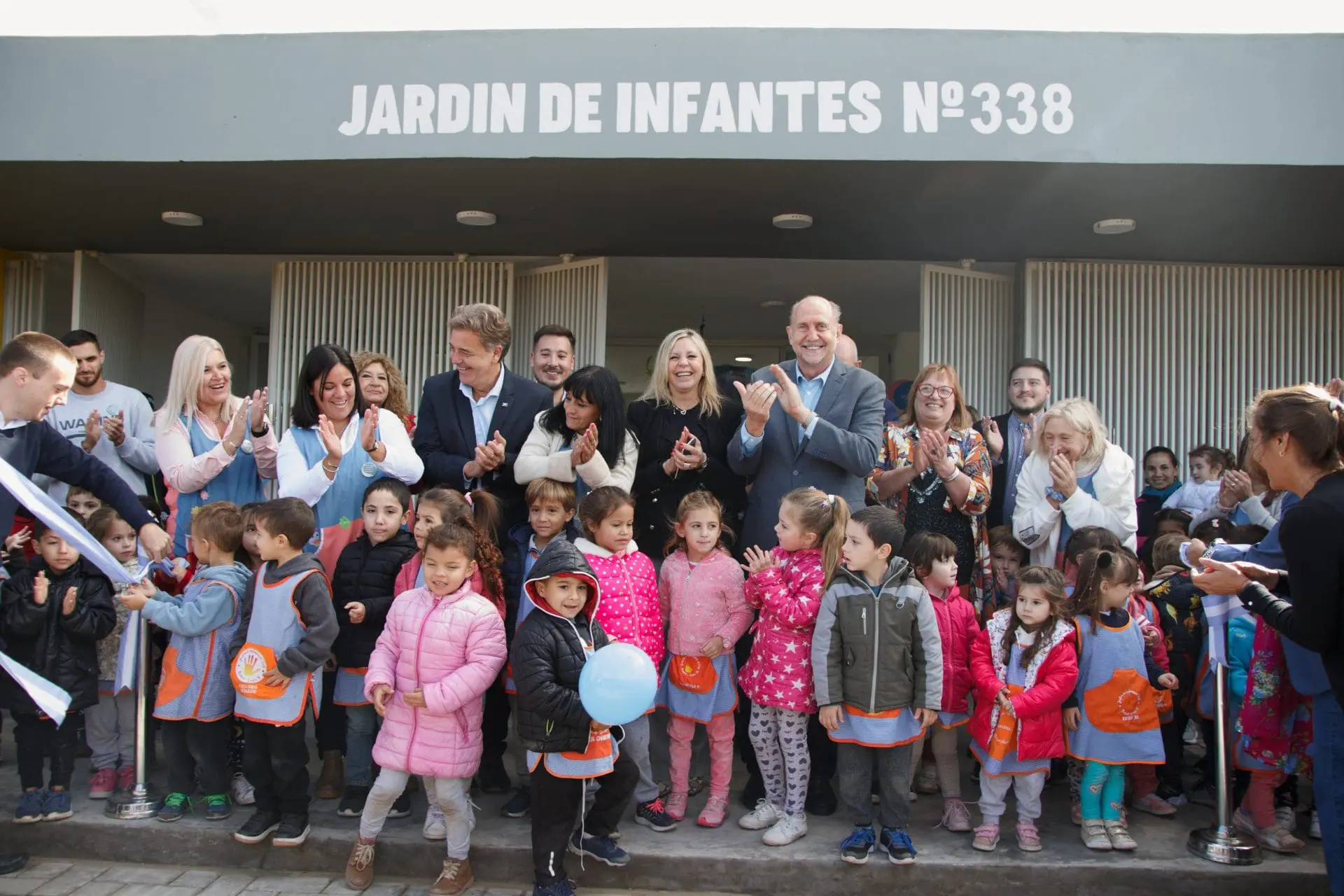 Firmat: El gobernador Perotti inauguró el Jardín de Infantes N° 338
