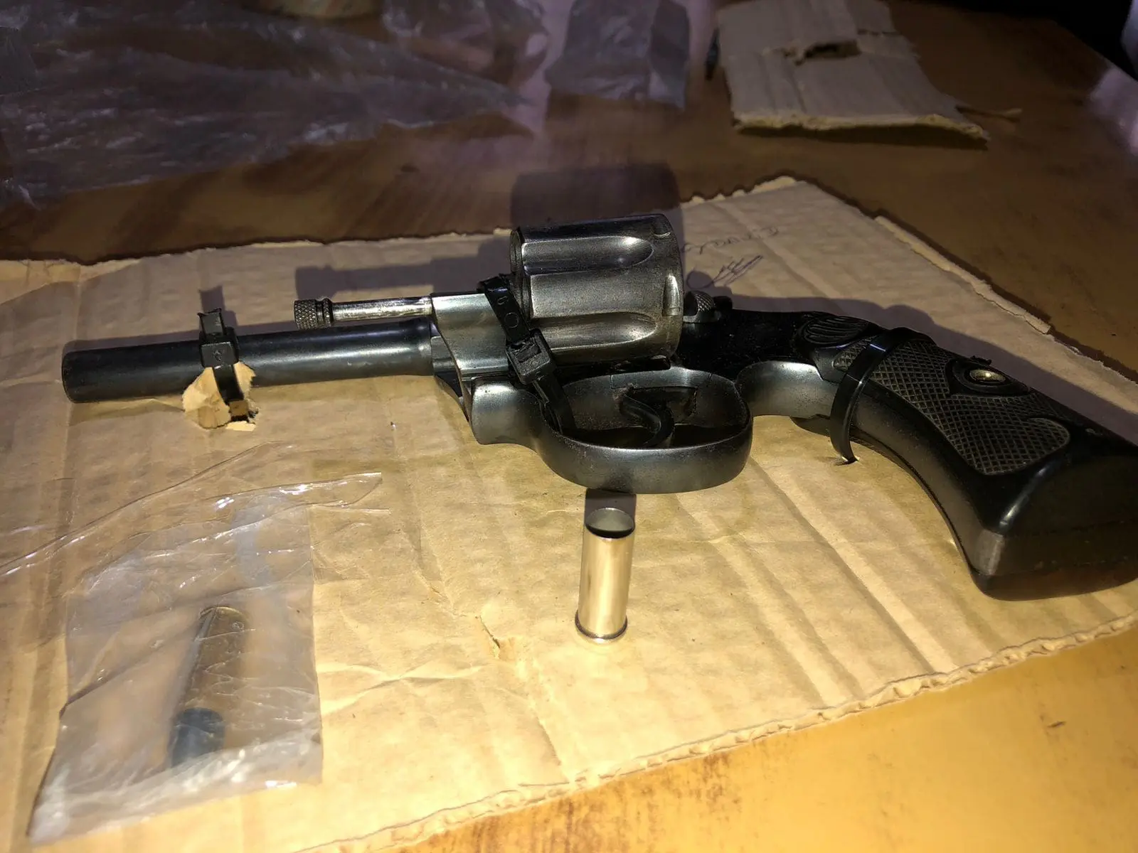 Teodelina: Arrestaron a tres sujetos por efectuar detonaciones de arma de fuego