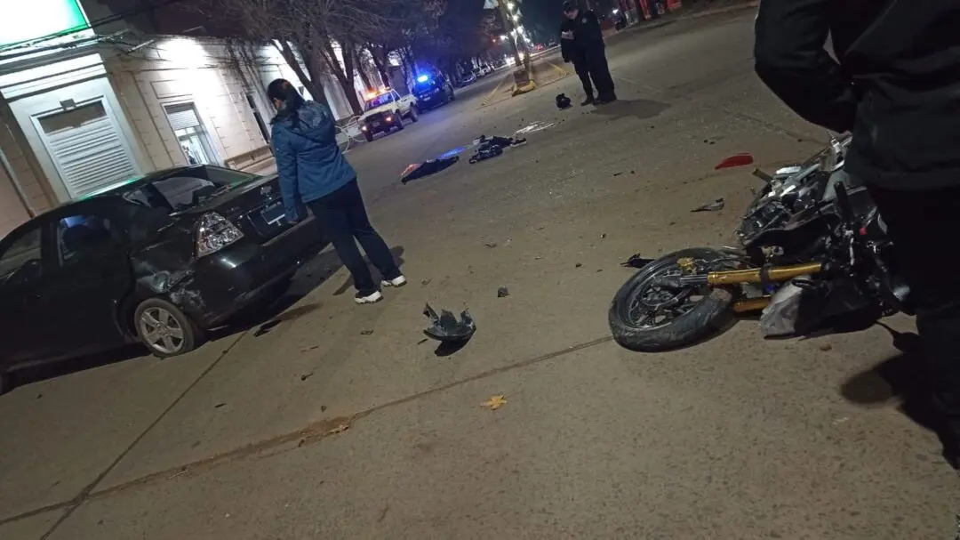 Villa Cañás: Accidente de tránsito en Avenida 51 y Calle 48 Villa Cañás: Accidente de tránsito en Avenida 51 y Calle 48