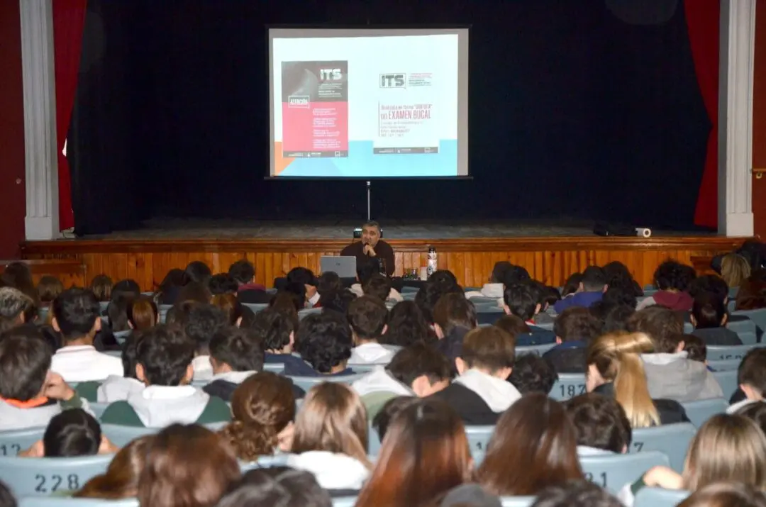Villa Cañás: Charla abierta sobre abuso infantil Villa Cañás: Charla abierta sobre abuso infantil