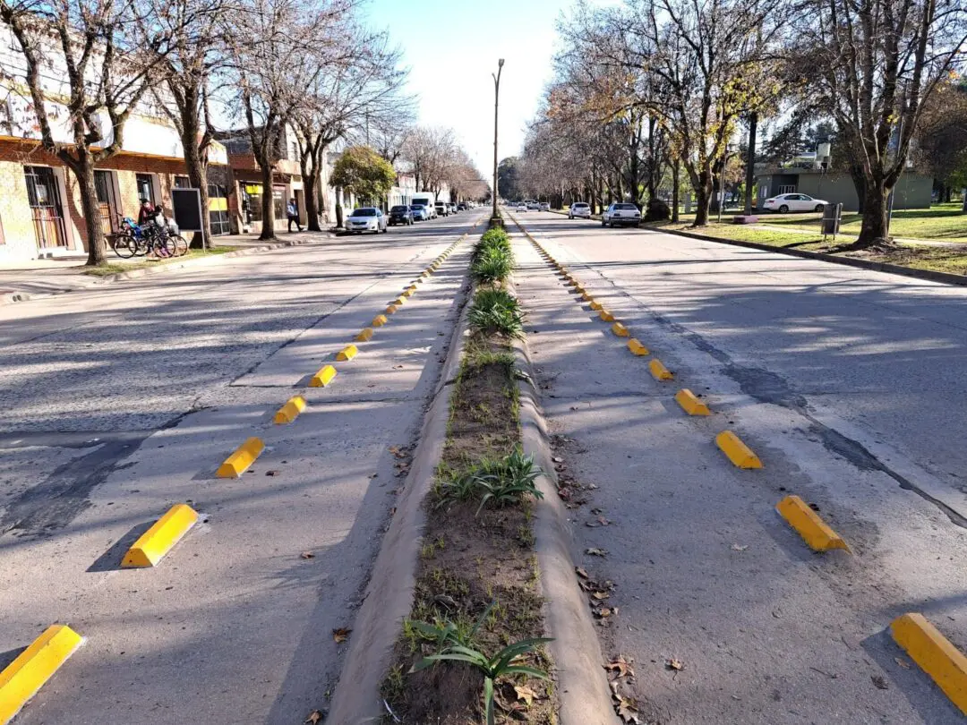 Villa Cañás: Obras Públicas pavimentó la Calle 54 entre 65 y 67 Villa Cañás: Obras Públicas pavimentó la Calle 54 entre 65 y 67