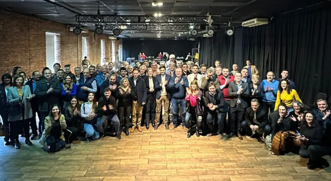 Pullaro recibió el apoyo de todos los partidos de Unidos para Cambiar Santa Fe