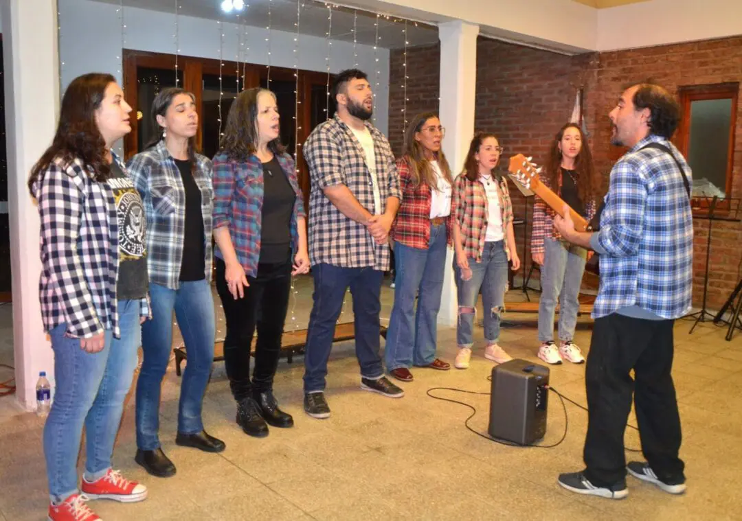 Villa Cañás: Encuentro de coros y peña abierta Villa Cañás: Encuentro de coros y peña abierta