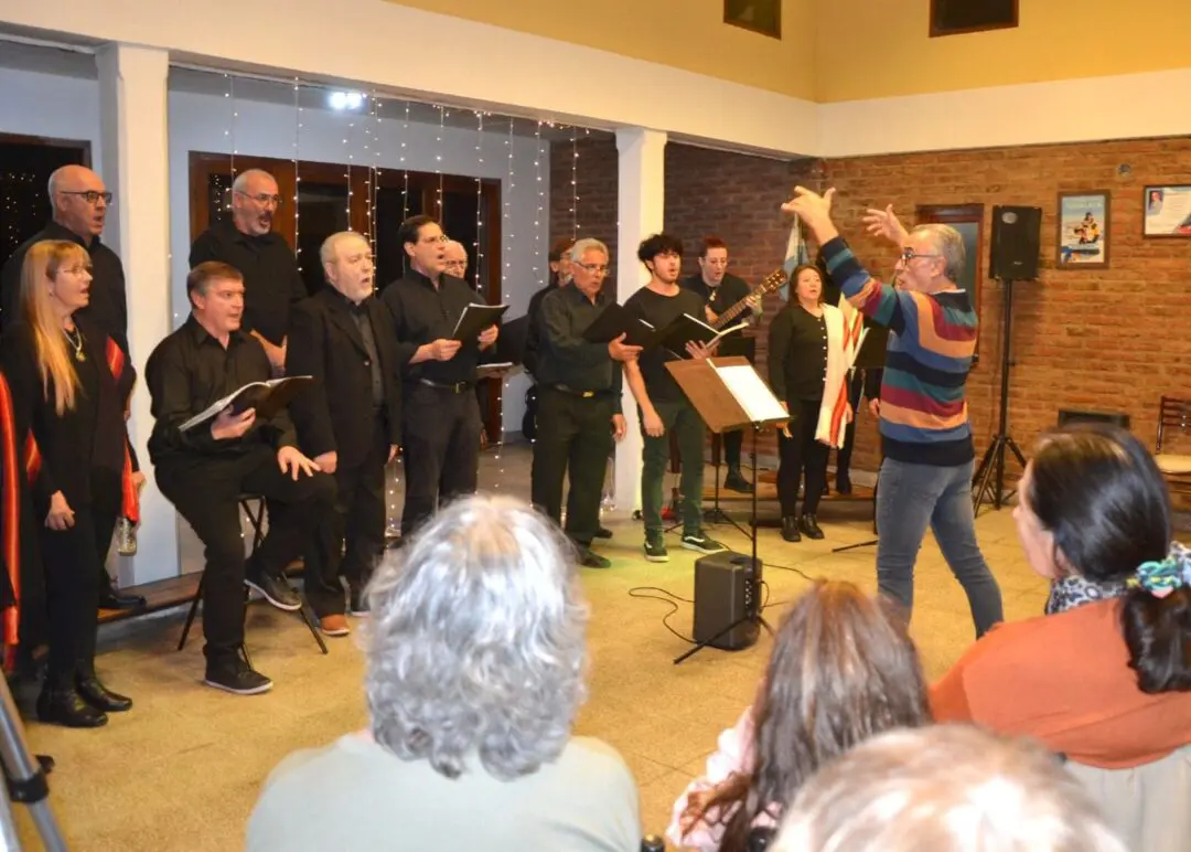 Villa Cañás: Encuentro de coros y peña abierta Villa Cañás: Encuentro de coros y peña abierta