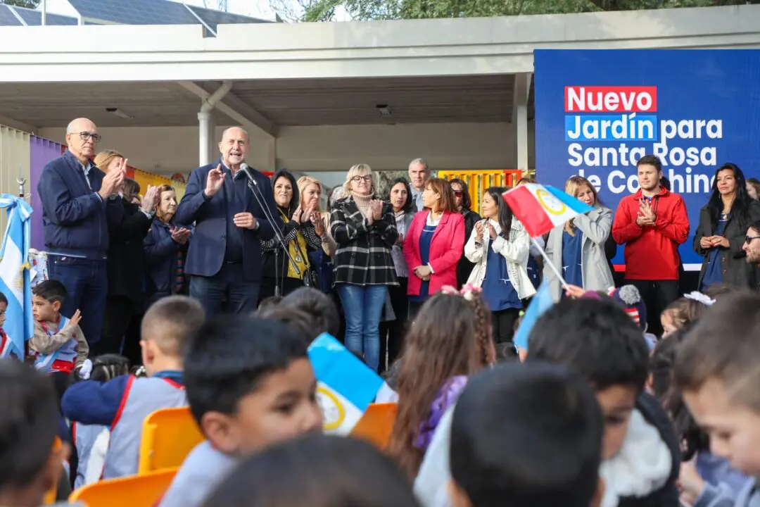 El gobernador Omar Perotti anunció que inaugurará más de 500 obras en toda la provincia