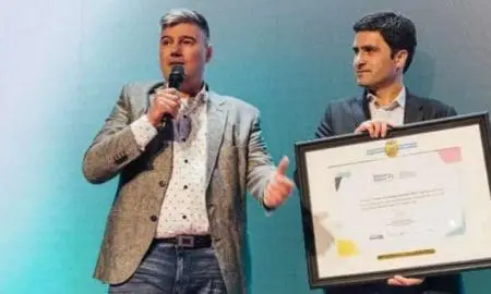Un docente de Villa Cañás fue premiado por su trabajo innovador