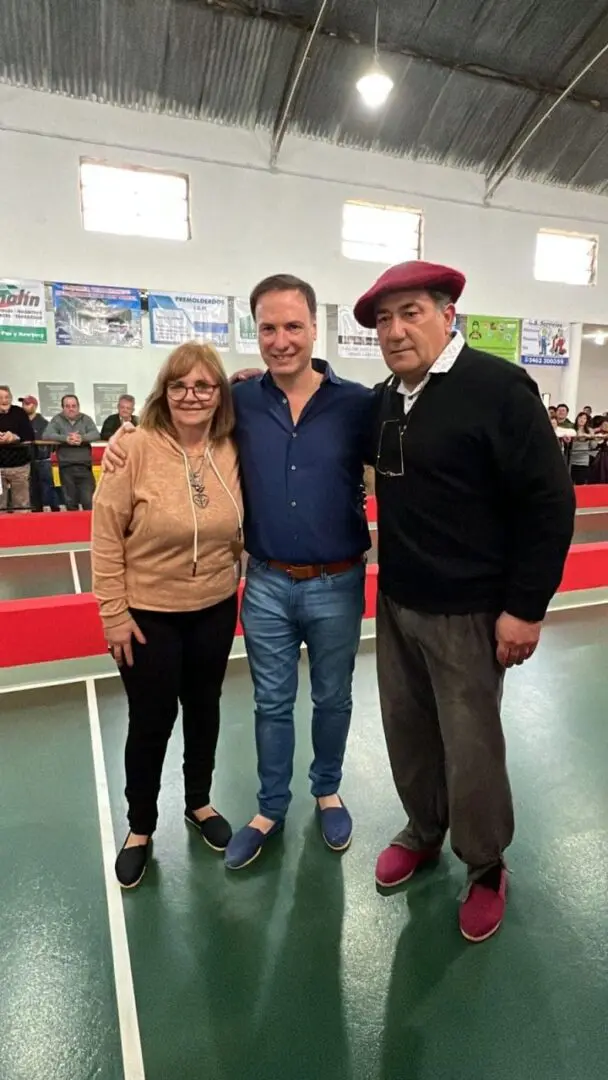 Misión cumplida: El Club Las Colonias de Chapuy inauguró las nuevas canchas de bochas Misión cumplida: El Club Las Colonias de Chapuy inauguró las nuevas canchas de bochas
