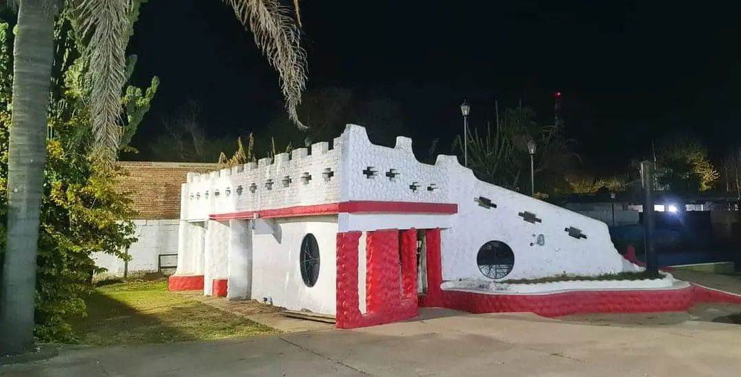 Senador Enrico: Tras mucho trabajo la ex disco Neptuno se convertirá en un espacio social del Club Juventud Unida Senador Enrico: Tras mucho trabajo la ex disco Neptuno se convertirá en un espacio social del Club Juventud Unida