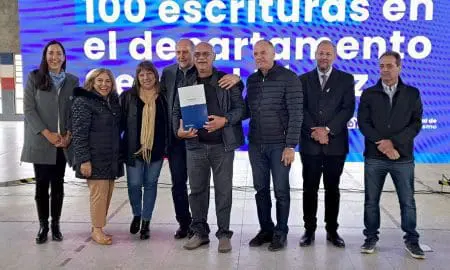 Villa Cañás: Cuatro familias cañaseñas recibieron escrituras