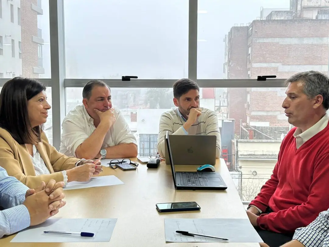 Pullaro analizó la situación económica con su equipo técnico