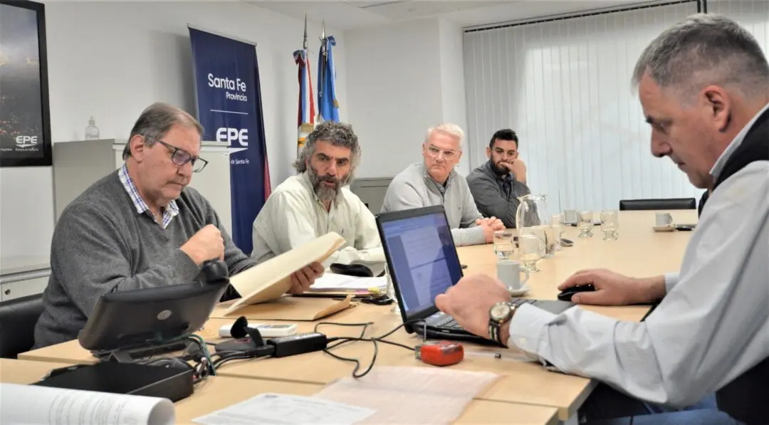 Energía Renovable: Firmat se encamina a generar electricidad con paneles solares Energía Renovable: Firmat se encamina a generar electricidad con paneles solares