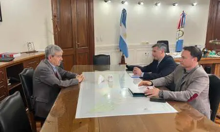 Olivares calificó de colaborativa la reunión de transición con Agosto