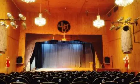 En octubre todo el teatro en Teodelina