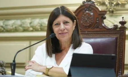 Clara García: En Santa Fe defendemos a las instituciones de quienes quieren atropellarlas