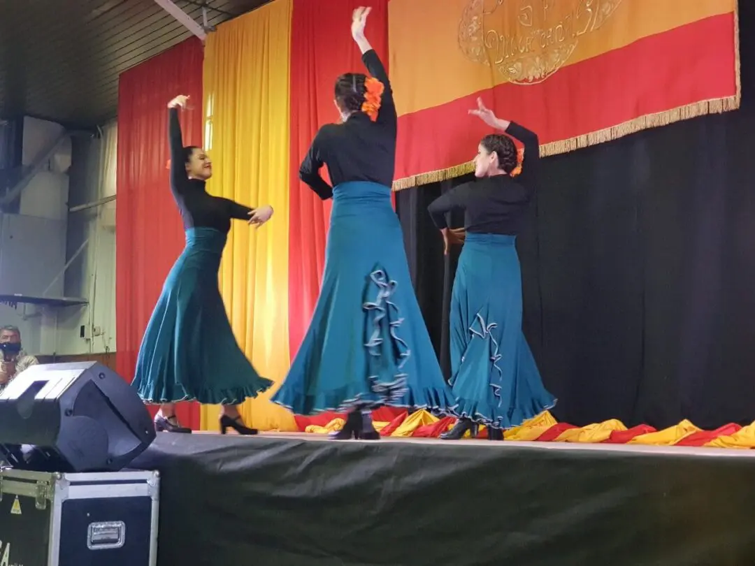 Villa Cañás: La Sociedad Española tuvo su gran fiesta en su 120º Aniversario Villa Cañás: La Sociedad Española tuvo su gran fiesta en su 120º Aniversario