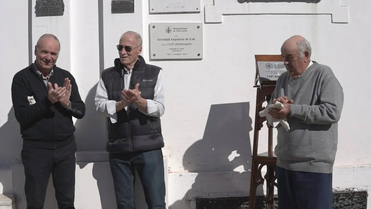 Villa Cañás: La Sociedad Española tuvo su gran fiesta en su 120º Aniversario Villa Cañás: La Sociedad Española tuvo su gran fiesta en su 120º Aniversario