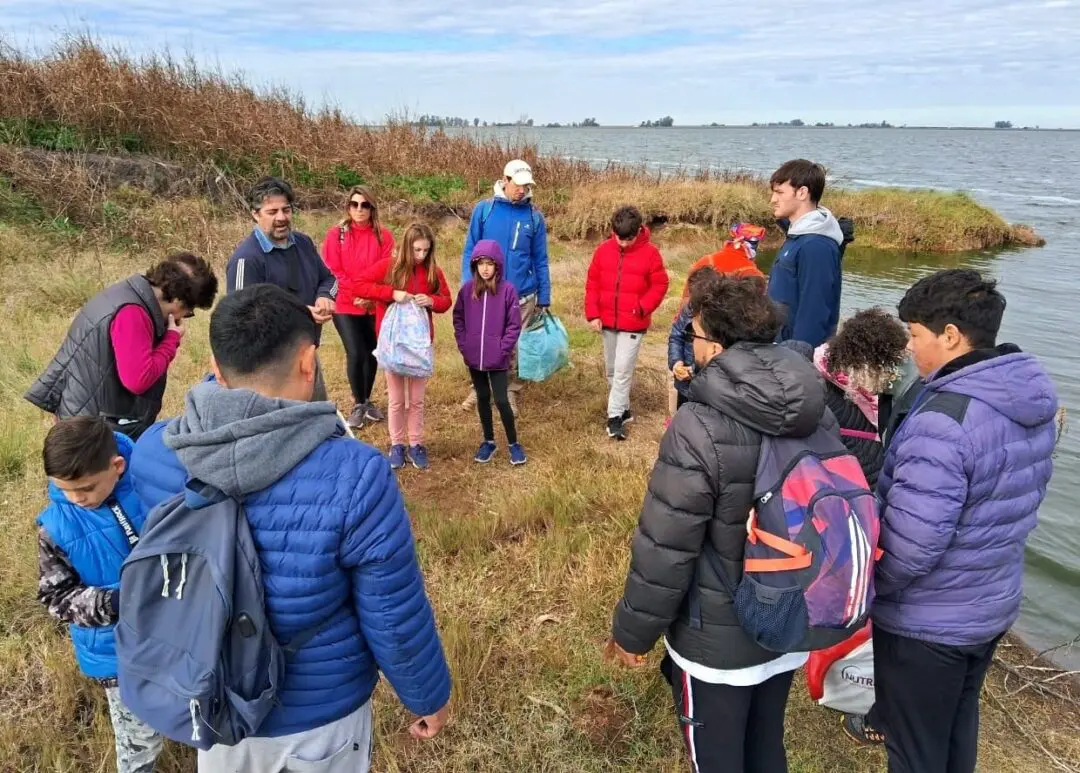 Villa Cañás: Experiencias de campo arqueológicas y paleontológicas en el Balneario Villa Cañás: Experiencias de campo arqueológicas y paleontológicas en el Balneario