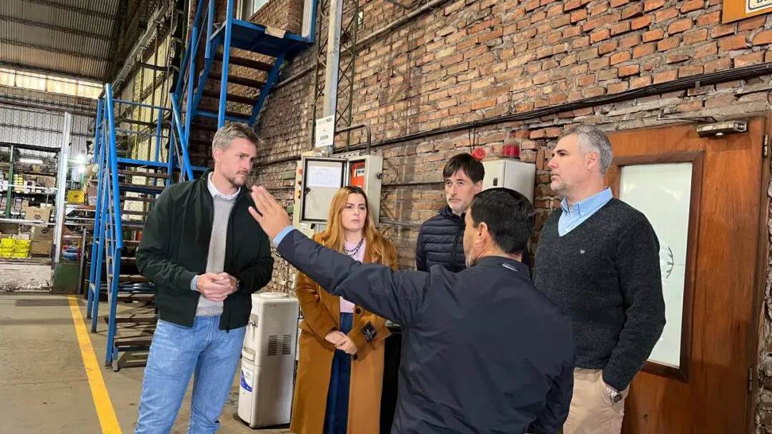 Leo Calaianov: Escuchamos a cada sector para gestionar programas que acompañen su desarrollo Leo Calaianov: Escuchamos a cada sector para gestionar programas que acompañen su desarrollo