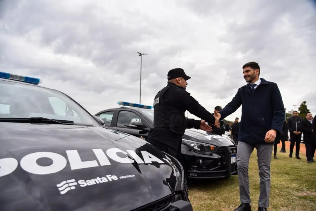 Pullaro en Rosario: Seguimos trabajando para que nuestra policía tenga los recursos necesarios para combatir el delito