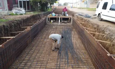 Venado Tuerto: El ministro Enrico visitó los trabajos del emisario de calle Edison