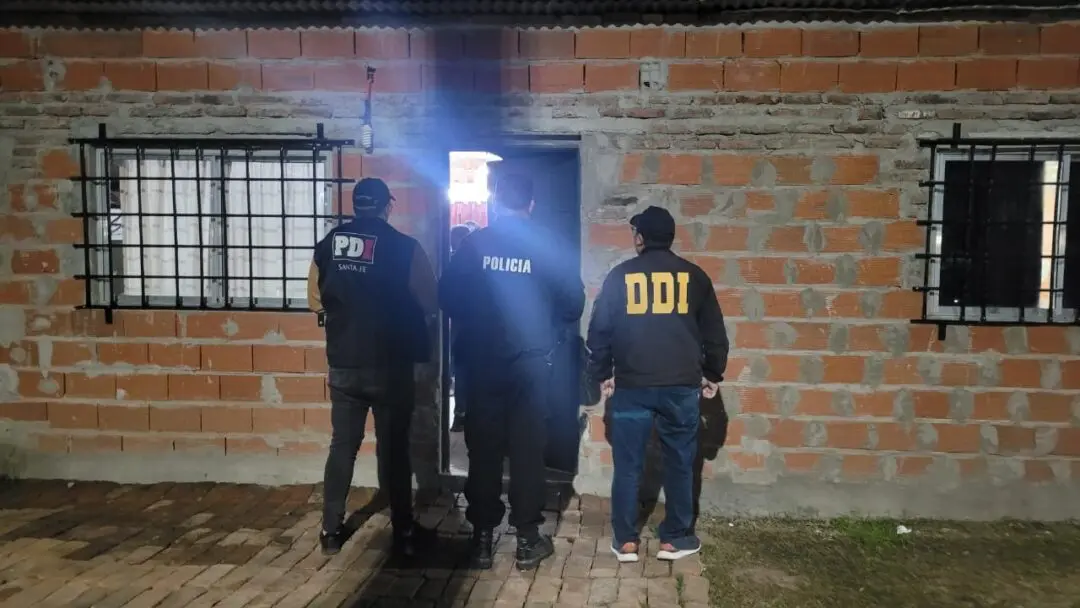 Wheelwright: Dos sujetos detenidos por robo calificado Wheelwright: Dos sujetos detenidos por robo calificado