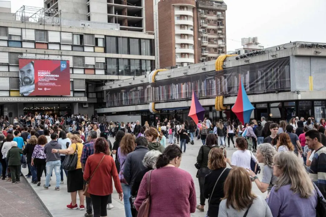 Vuelve la Feria Internacional del Libro a Rosario con un homenaje especial al Negro Fontanarrosa Vuelve la Feria Internacional del Libro a Rosario con un homenaje especial al Negro Fontanarrosa