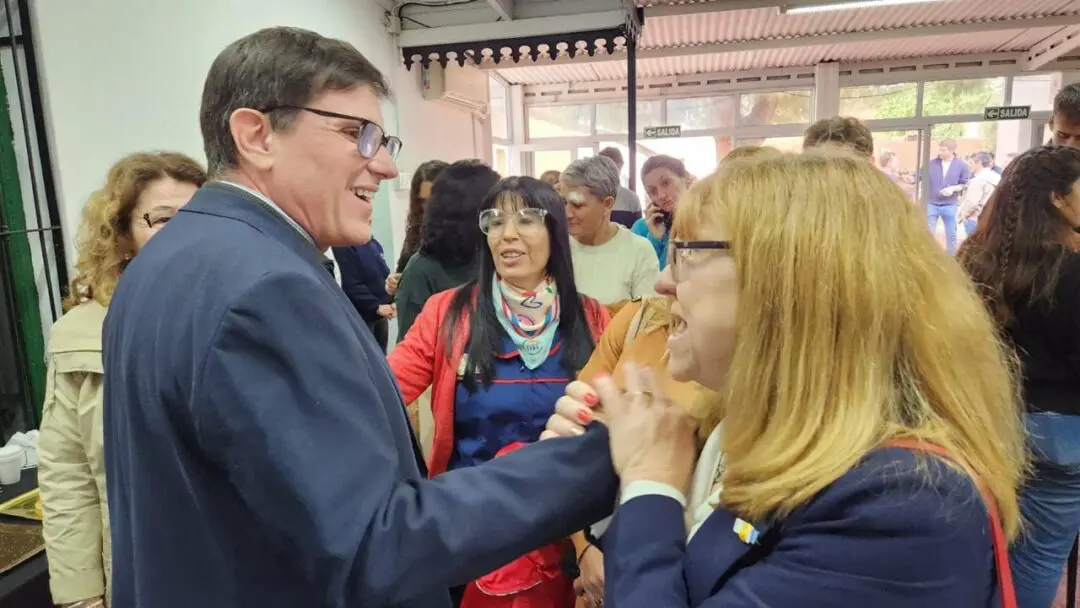 Venado Tuerto: Provincia invertirá $ 640 millones en la construcción de 16 aulas