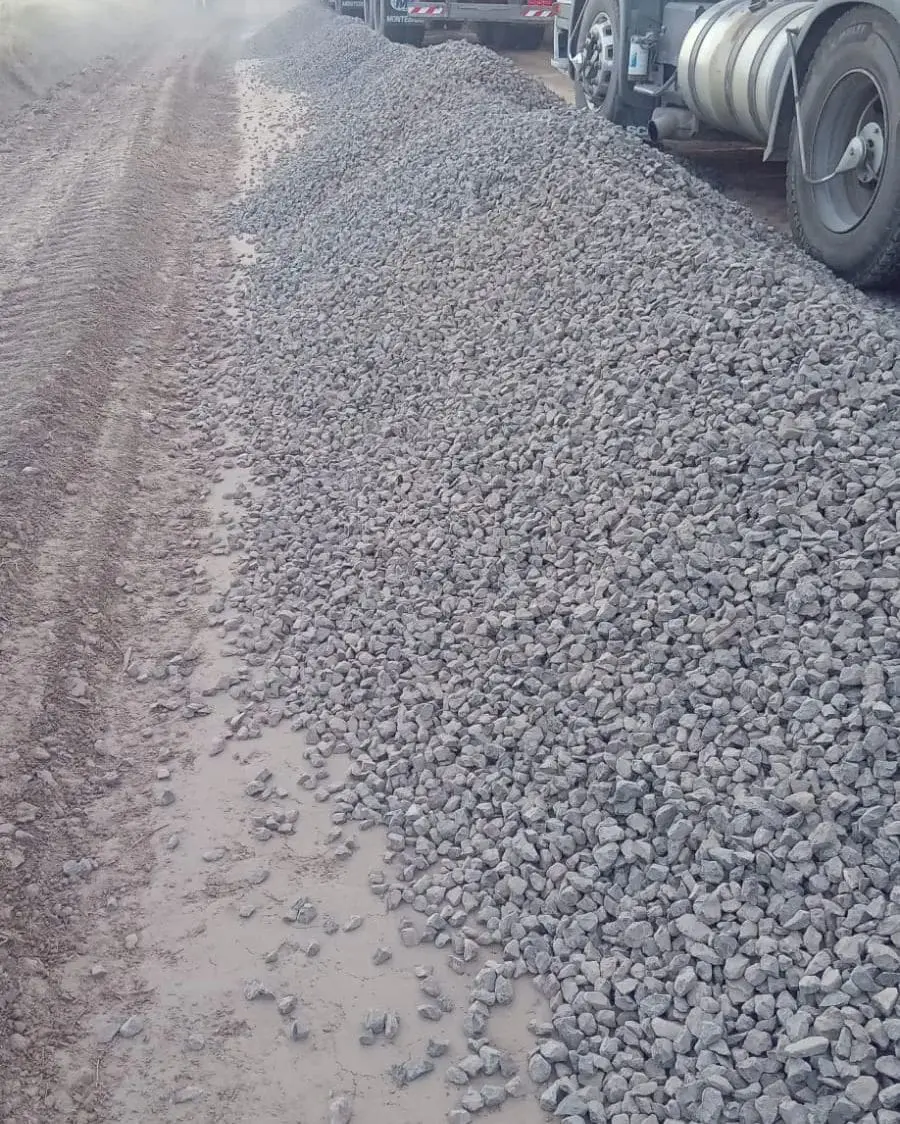 Wheelwright: Avanza la obra de mejorado para transito pesado Wheelwright: Avanza la obra de mejorado para transito pesado