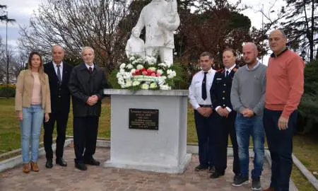 Villa Cañás: Gizzi participó del acto por el Día Nacional del Bombero Voluntario