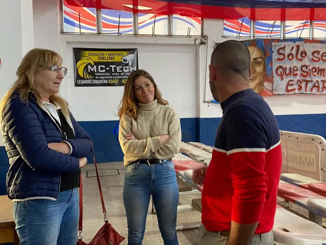 Galnares continúa recorriendo las localidades del Departamento General López