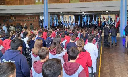 Villa Cañás: Acto por el Día de la Bandera y Promesa de Lealtad a la insignia patria