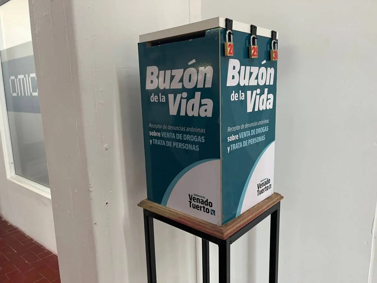 Venado Tuerto: Con la presencia del Ministro Cococcioni se inauguró un Centro de Denuncias en la Terminal de Ómnibus Venado Tuerto: Con la presencia del Ministro Cococcioni se inauguró un Centro de Denuncias en la Terminal de Ómnibus