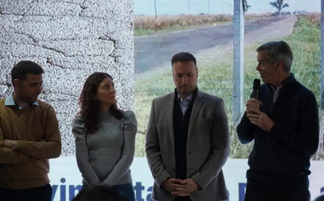 Esperada obra provincial: Enrico encabezó la licitación de la repavimentación de la Ruta 14 al sur Esperada obra provincial: Enrico encabezó la licitación de la repavimentación de la Ruta 14 al sur